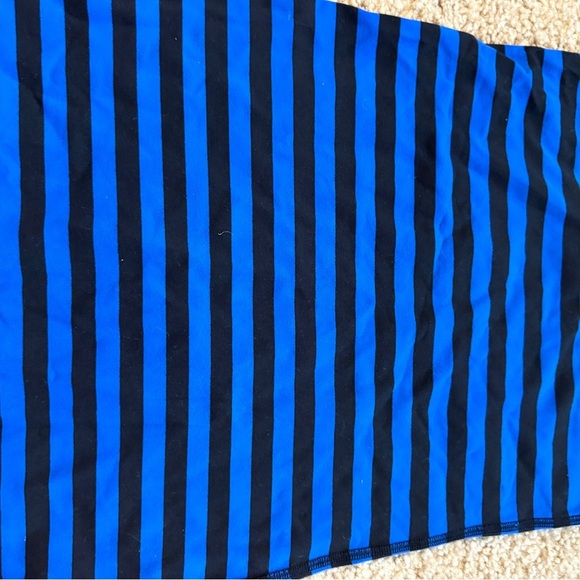 Lululemon Athletica Blue and Black Striped Tank - Picture 2 of 4